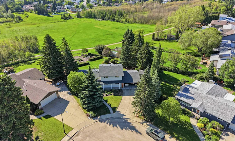 7 Oslo Close