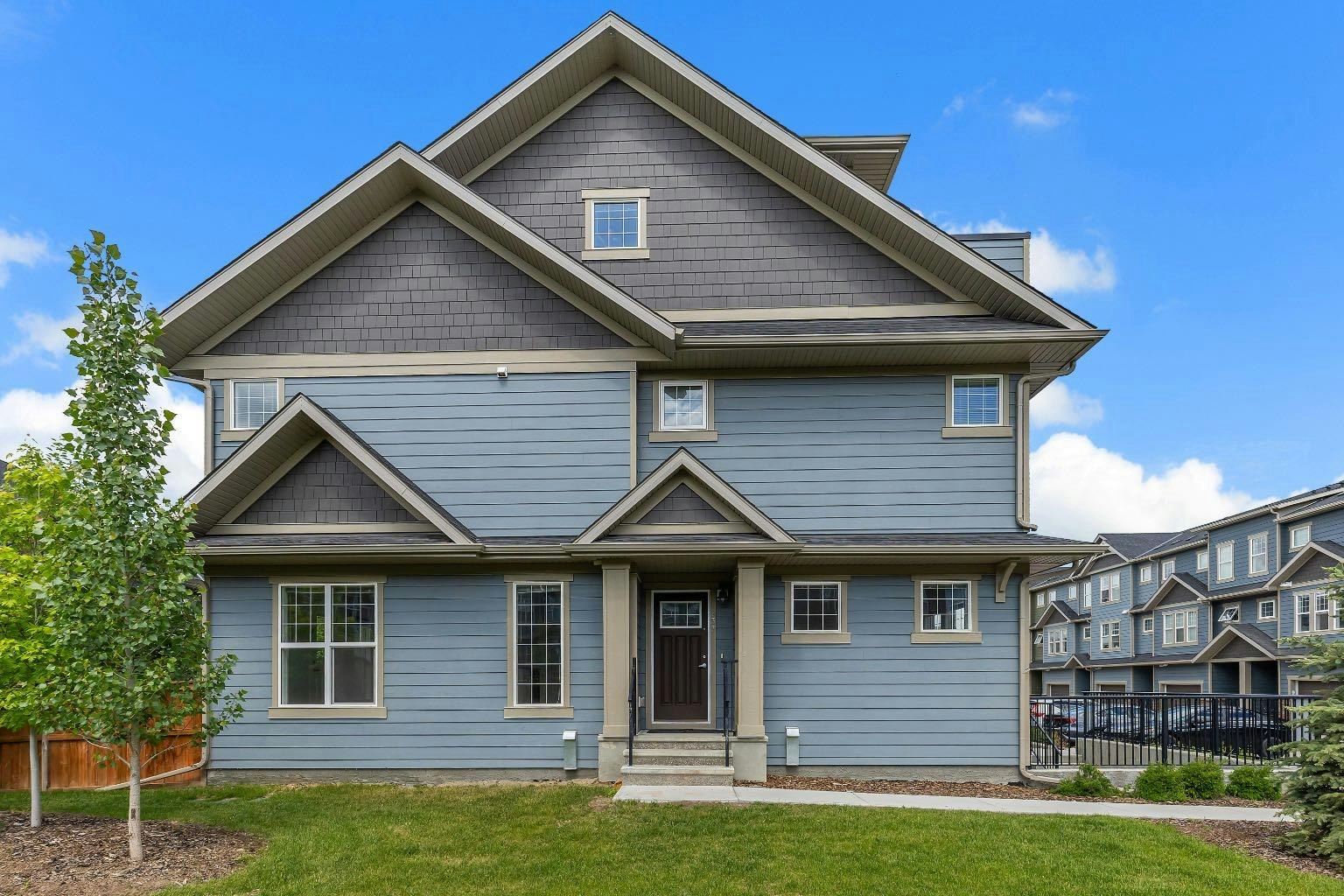 237 Cranbrook Square SE, Calgary, AB, T3M 3K8