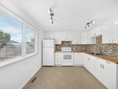 10 Erin Ridge Place SE - 4