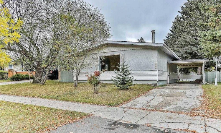 4604 Brisebois Drive NW