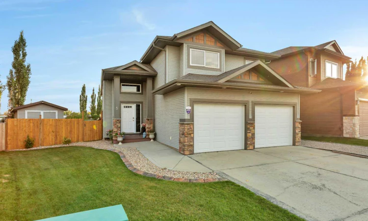 5 Heritage Drive
