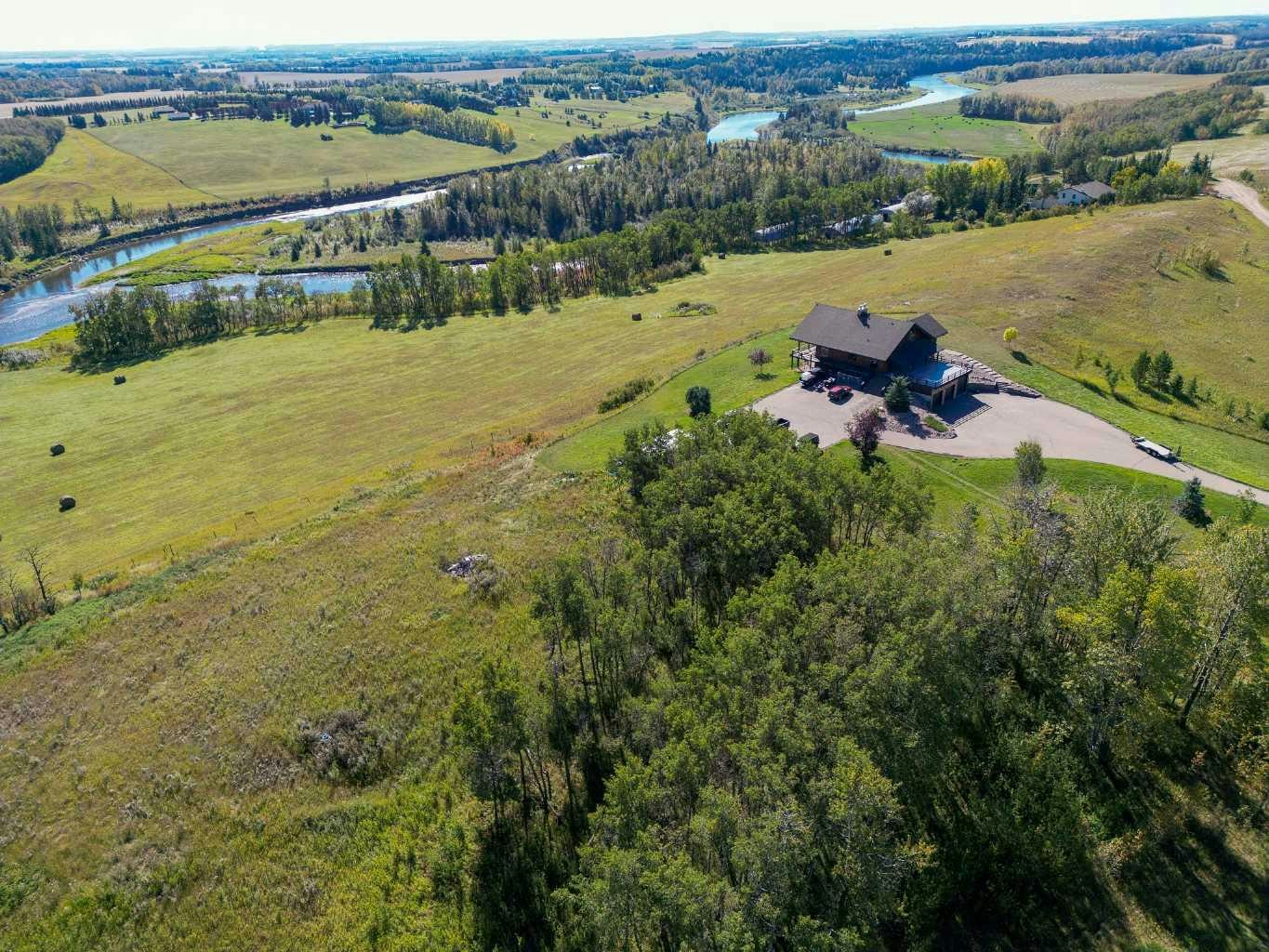 37311 Range Road 283, Red Deer County, AB, T4E 1Z1