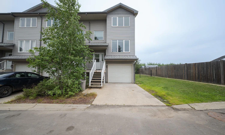 30-100 Albion Drive