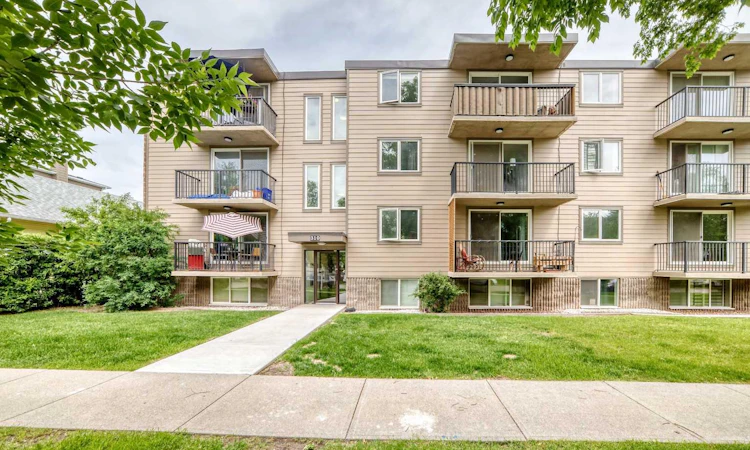 203-310 4 Avenue NE