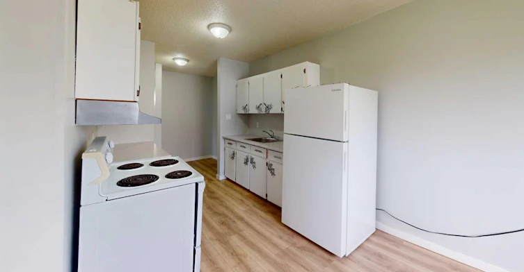 201-10505 103 Street, Grande Prairie, AB, T8V 3N5 - 3