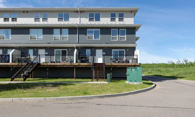 618-201 Abasand Drive