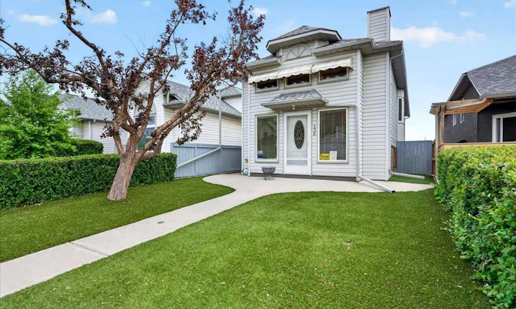136 Hunterhorn Drive