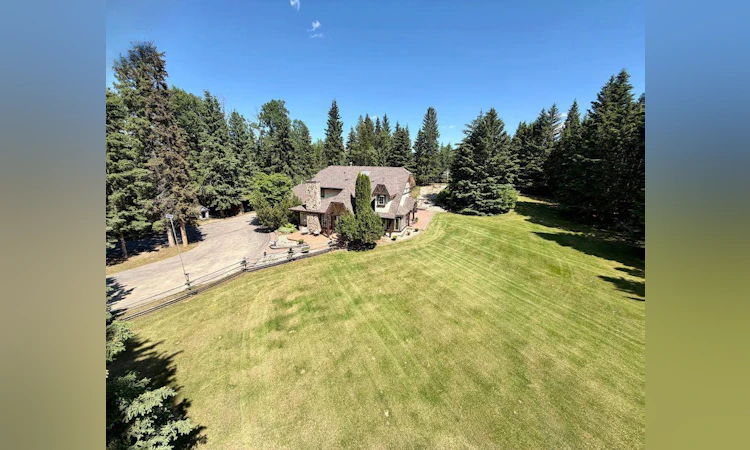 11 Bench Creek Estate