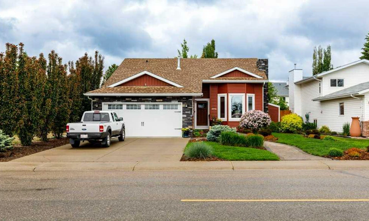 70 Douglas Avenue