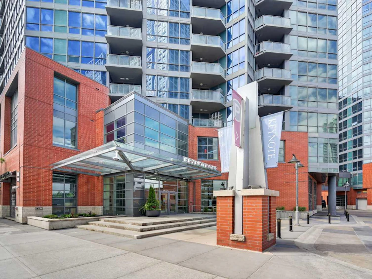 2203-220 12 Avenue SE, Calgary, AB, T2G 0R5 - 4