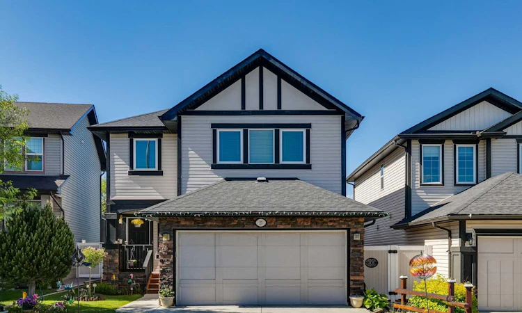 23 Kingston View SE
