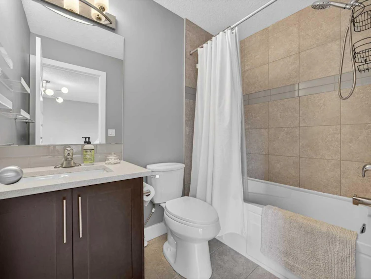 1-129 12 Avenue NW, Calgary, AB, T2M 0C4 - 24