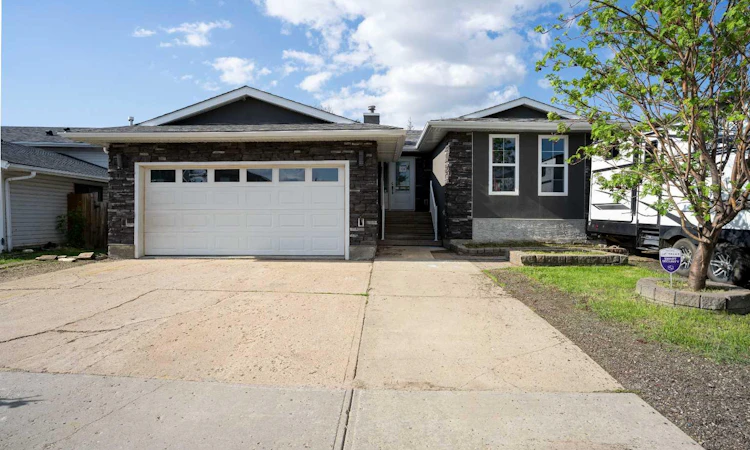 106 Cruickshank Road