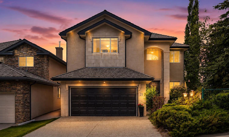 21 Royal Ridge Hill NW