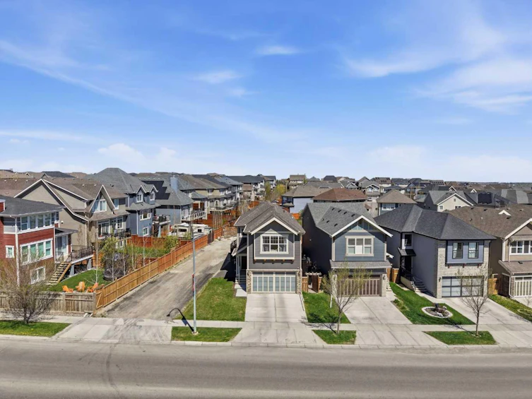 393 Masters Avenue SE, Calgary, AB, T3M 2N7 - 46