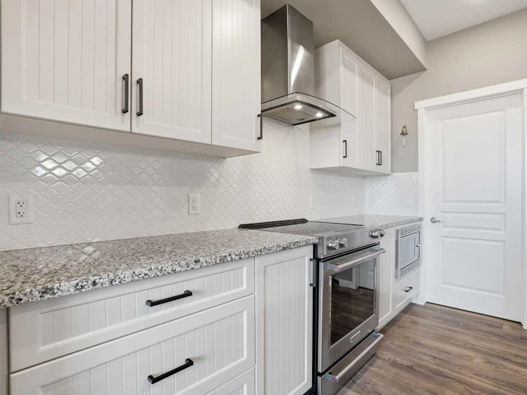393 Masters Avenue SE, Calgary, AB, T3M 2N7 - 8