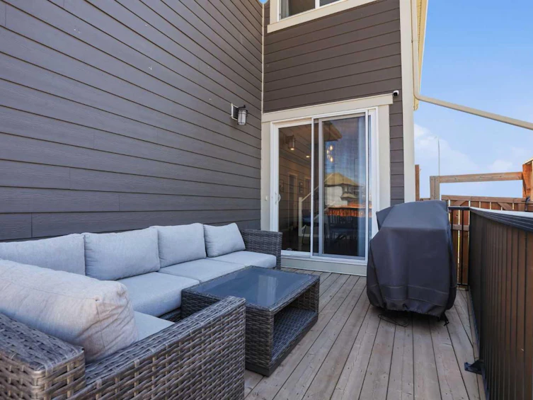 393 Masters Avenue SE, Calgary, AB, T3M 2N7 - 43