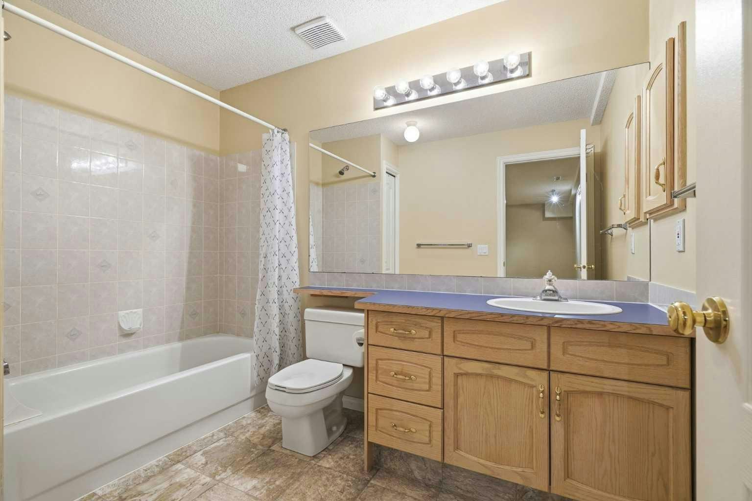 44 Sierra Morena Way SW, Calgary, AB, T3H 3C3 - 33