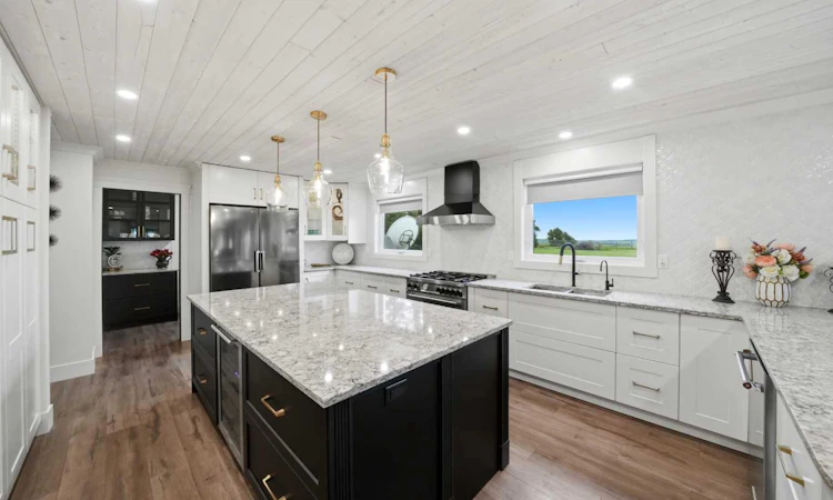 19-26534 Township Road 384