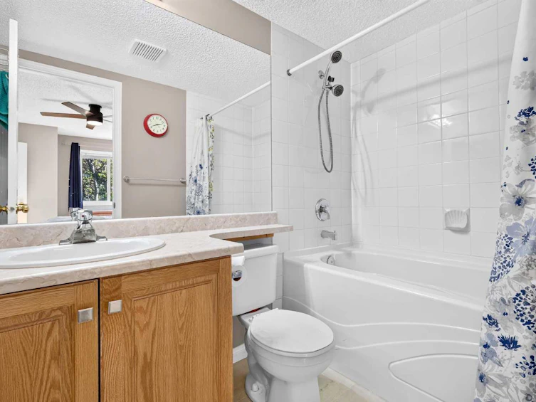 105-5105 Valleyview Park SE, Calgary, AB, T2B 3R6 - 21