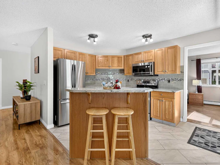 105-5105 Valleyview Park SE, Calgary, AB, T2B 3R6 - 8