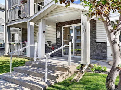 105-5105 Valleyview Park SE - 2