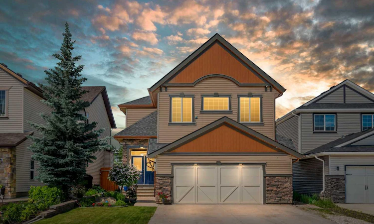 144 Silverado Skies Manor SW