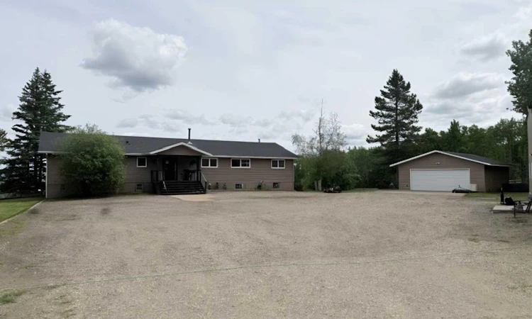 851029 Range Road 220