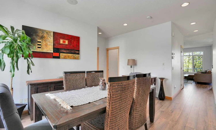 6 Discovery Woods Villas SW