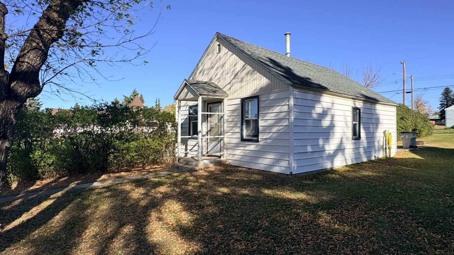 602 5 Avenue, Wainwright, AB, T9W 1G2