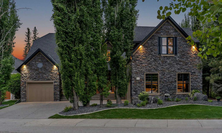 15 Discovery Valley Cove SW