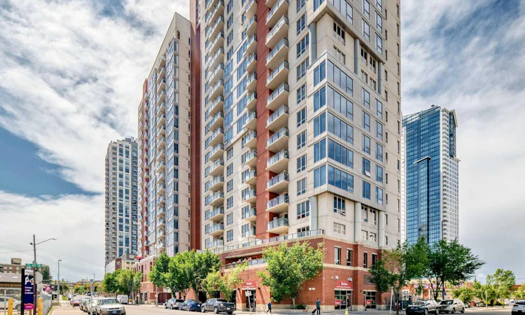 513-1053 10 Street SW