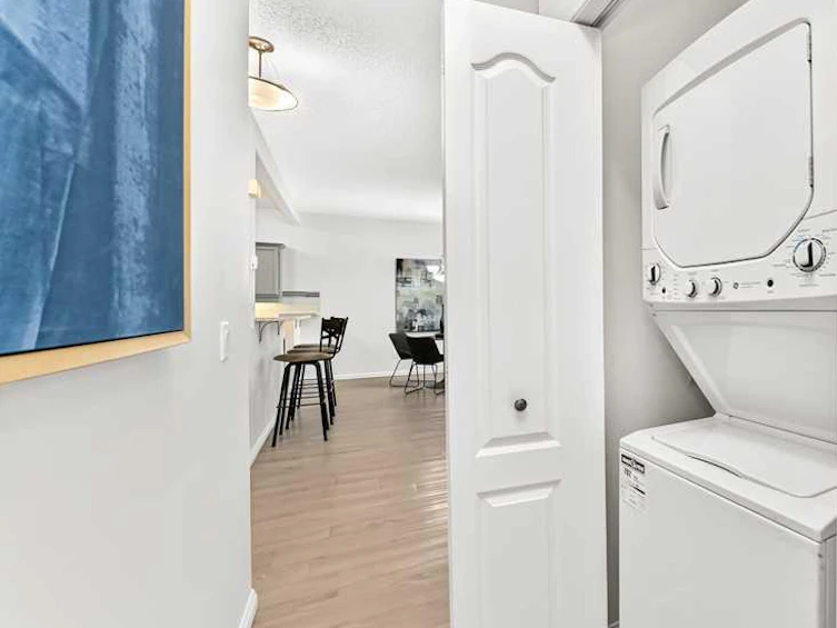 404-1997 Sirocco Drive SW, Calgary, AB, T3H 3E6 - 35