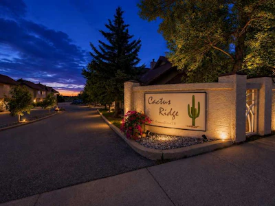 404-1997 Sirocco Drive SW - 2