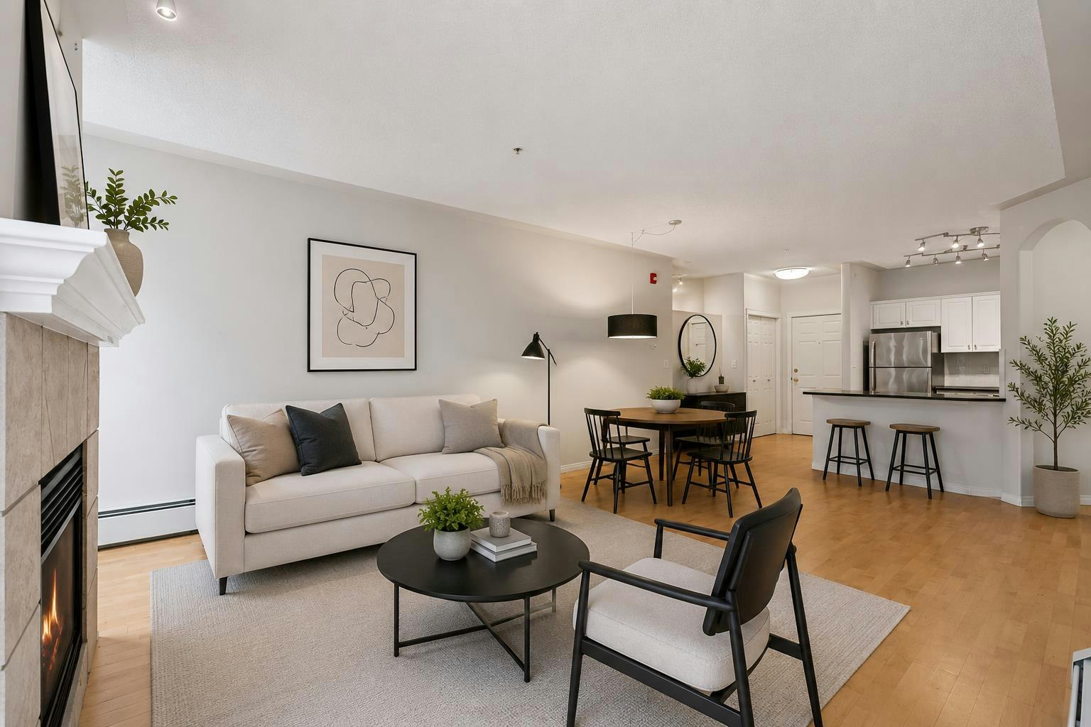 207-2419 Erlton Road SW, Calgary, AB, T2S 3B8