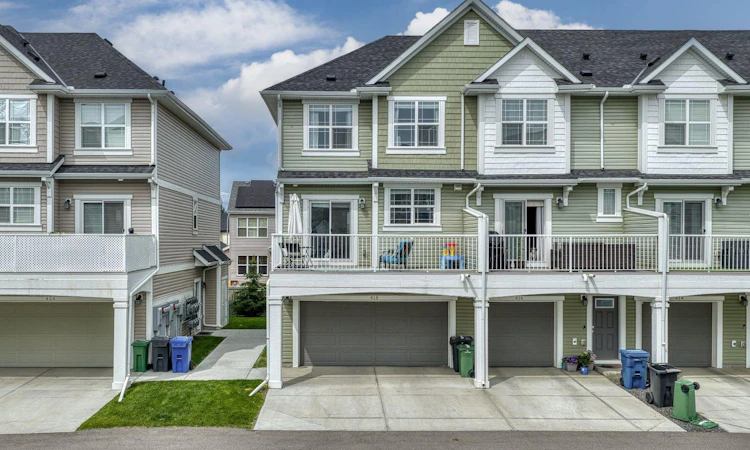 418 Copperstone Manor SE