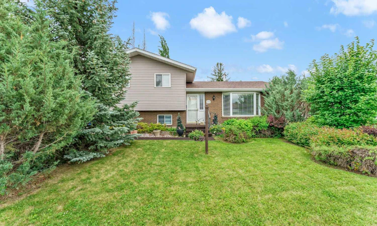 95 Rossdale Way SE