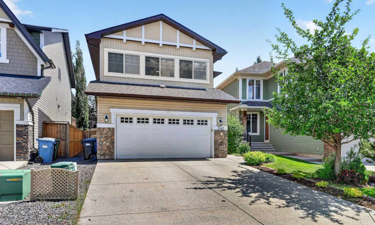 240 Auburn Glen Manor SE