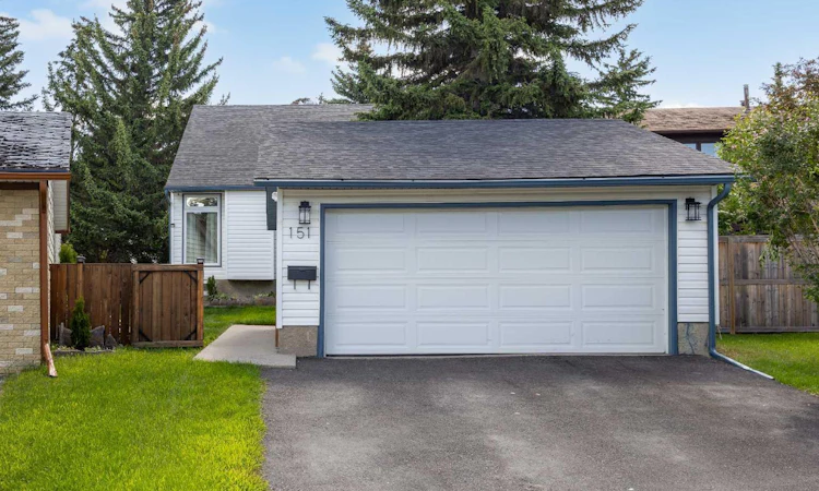 151 Ranchview Place NW