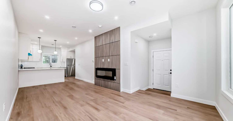 6305 62 Street NW, Calgary, AB, T3B 2C4 - 9