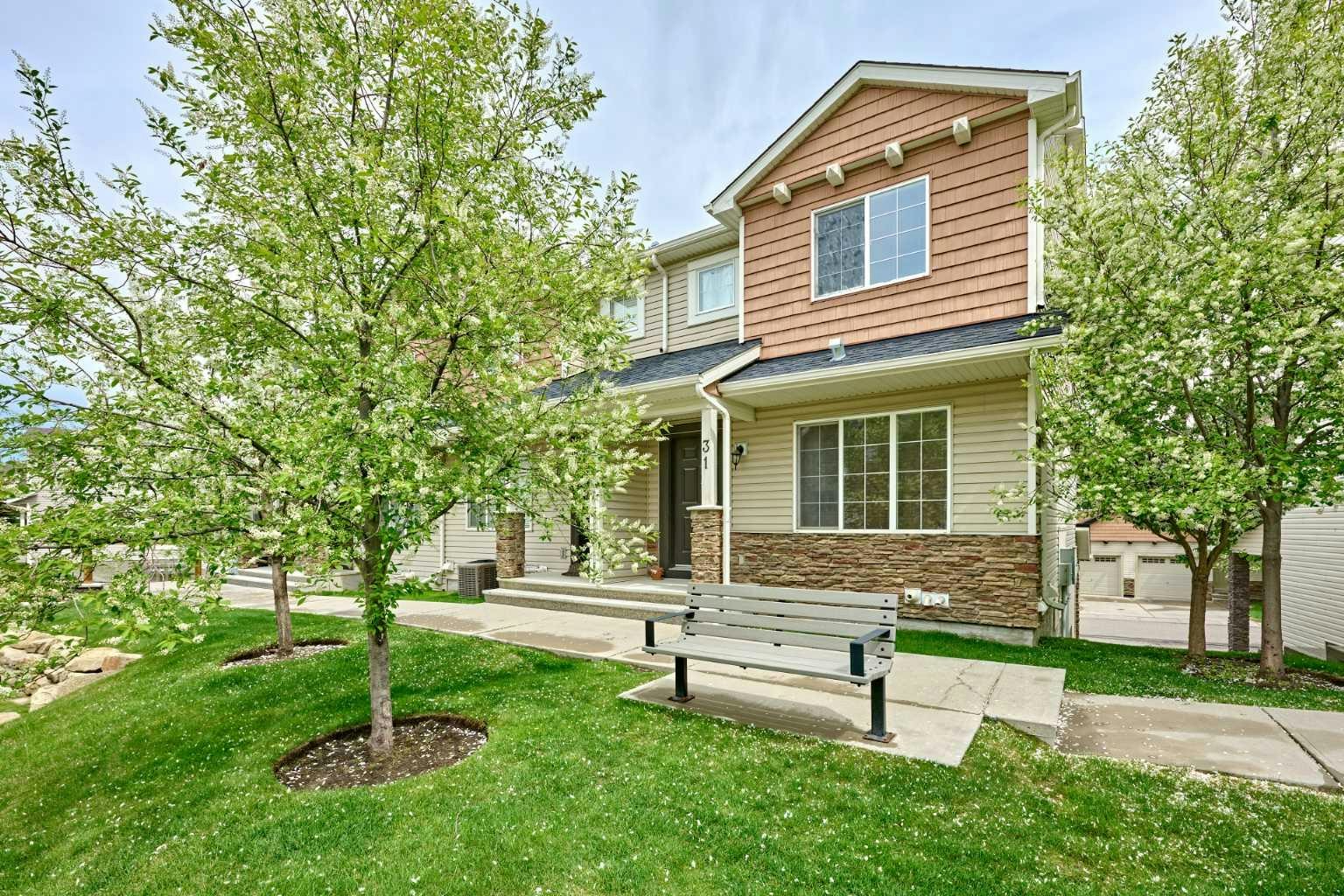 31 Pantego Lane NW, Calgary, AB, T3K 0T1
