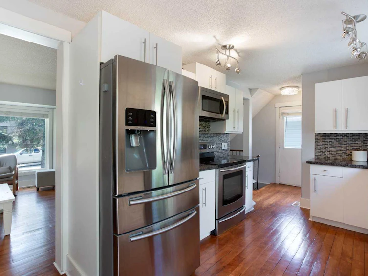 56 Deersaxon Circle SE, Calgary, AB, T2J 6R5 - 10