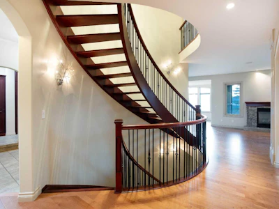 135 Coopers Hill SW - 3