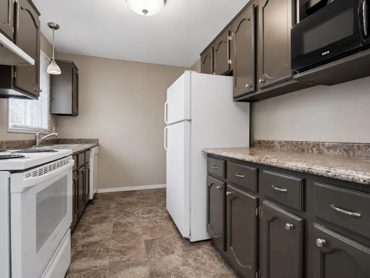119 Overdown Drive, Red Deer, AB, T4P 1W5 - 7