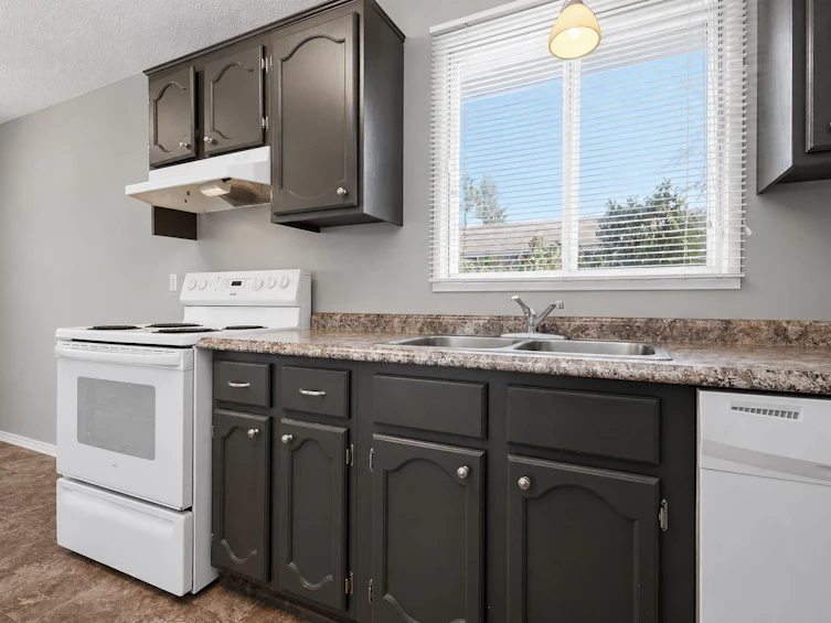 119 Overdown Drive, Red Deer, AB, T4P 1W5 - 8