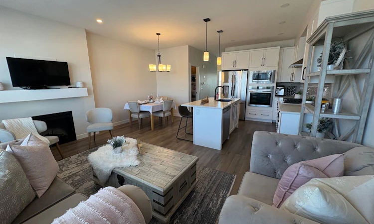 250 Alpine Avenue SW