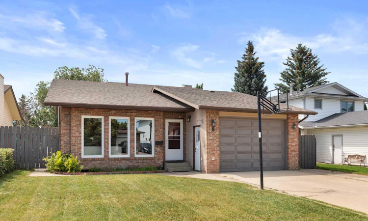 8 Rice Court SE