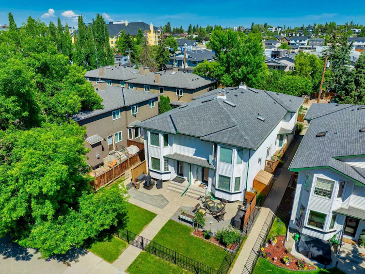 1-2128 35 Avenue SW, Calgary, AB, T2T 2E3 - 2