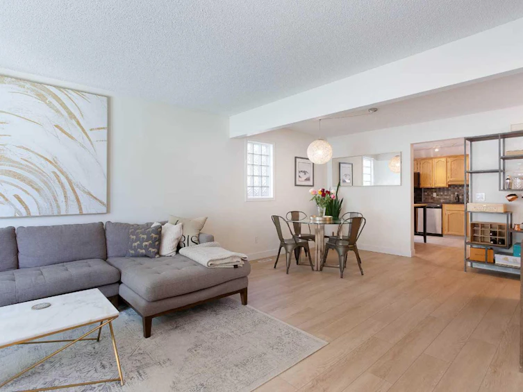1-2128 35 Avenue SW, Calgary, AB, T2T 2E3 - 9