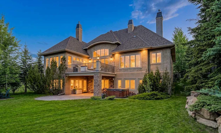 176 Elbow Ridge Bluffs